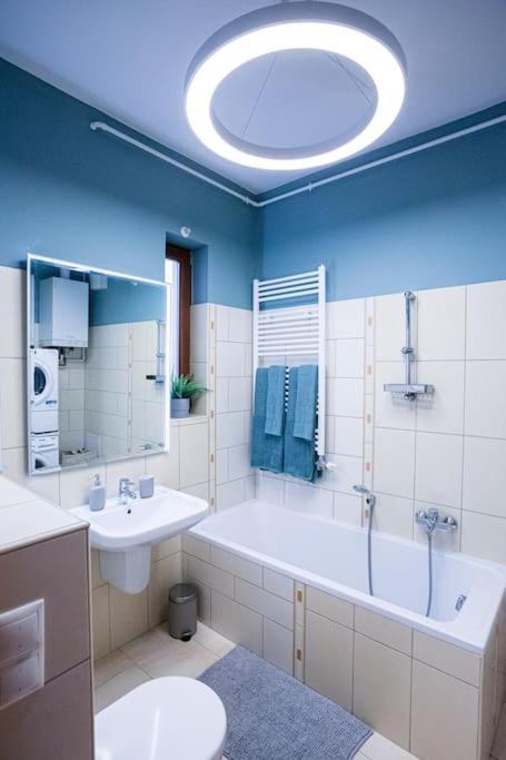 Urban Jungle Apartment In The Citycenter Budapest Exteriör bild